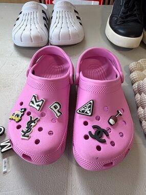Crocs-Style Pink Clog Shoes with Decorative Charms